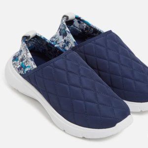 Vera Bradley VB Cloud Convertible Slip-On Shoe Women's 10 Navy Blue & Floral